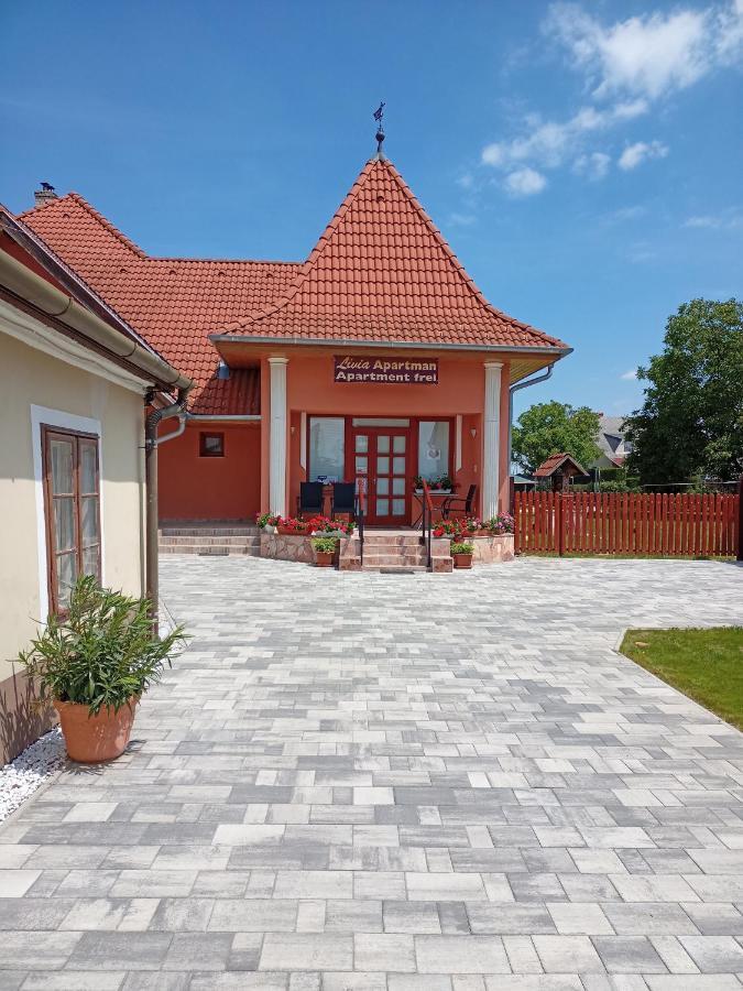 Lívia Apartman Bük Exterior foto