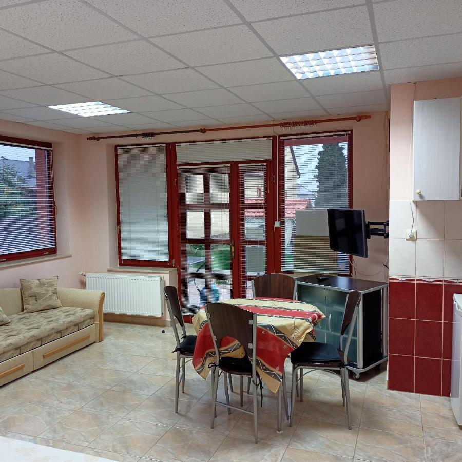 Lívia Apartman Bük Exterior foto