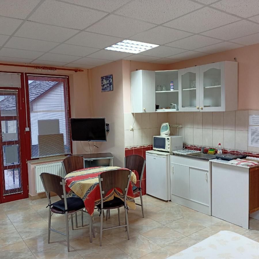 Lívia Apartman Bük Exterior foto
